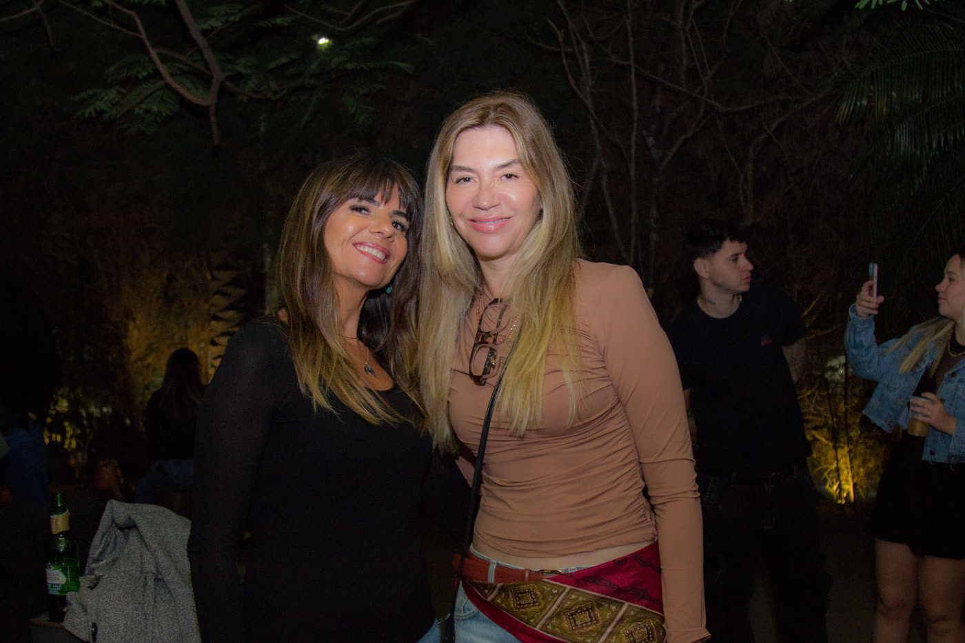 Foto da noite João Lono com Hitrockers